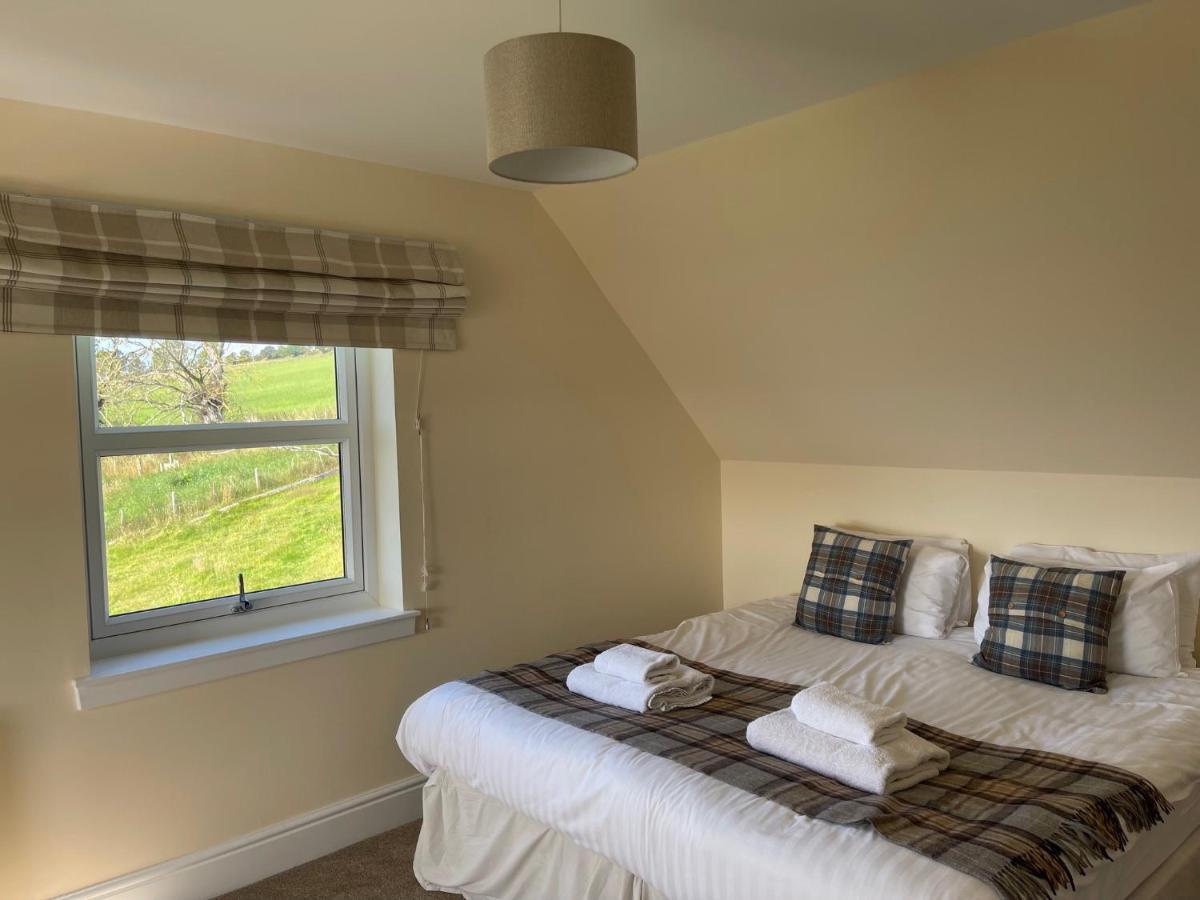 Highland Farm Cottages Dingwall Exterior foto