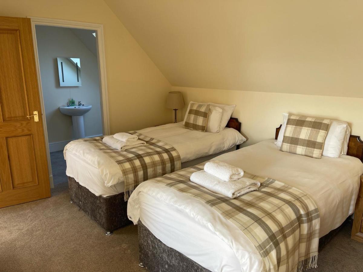 Highland Farm Cottages Dingwall Exterior foto